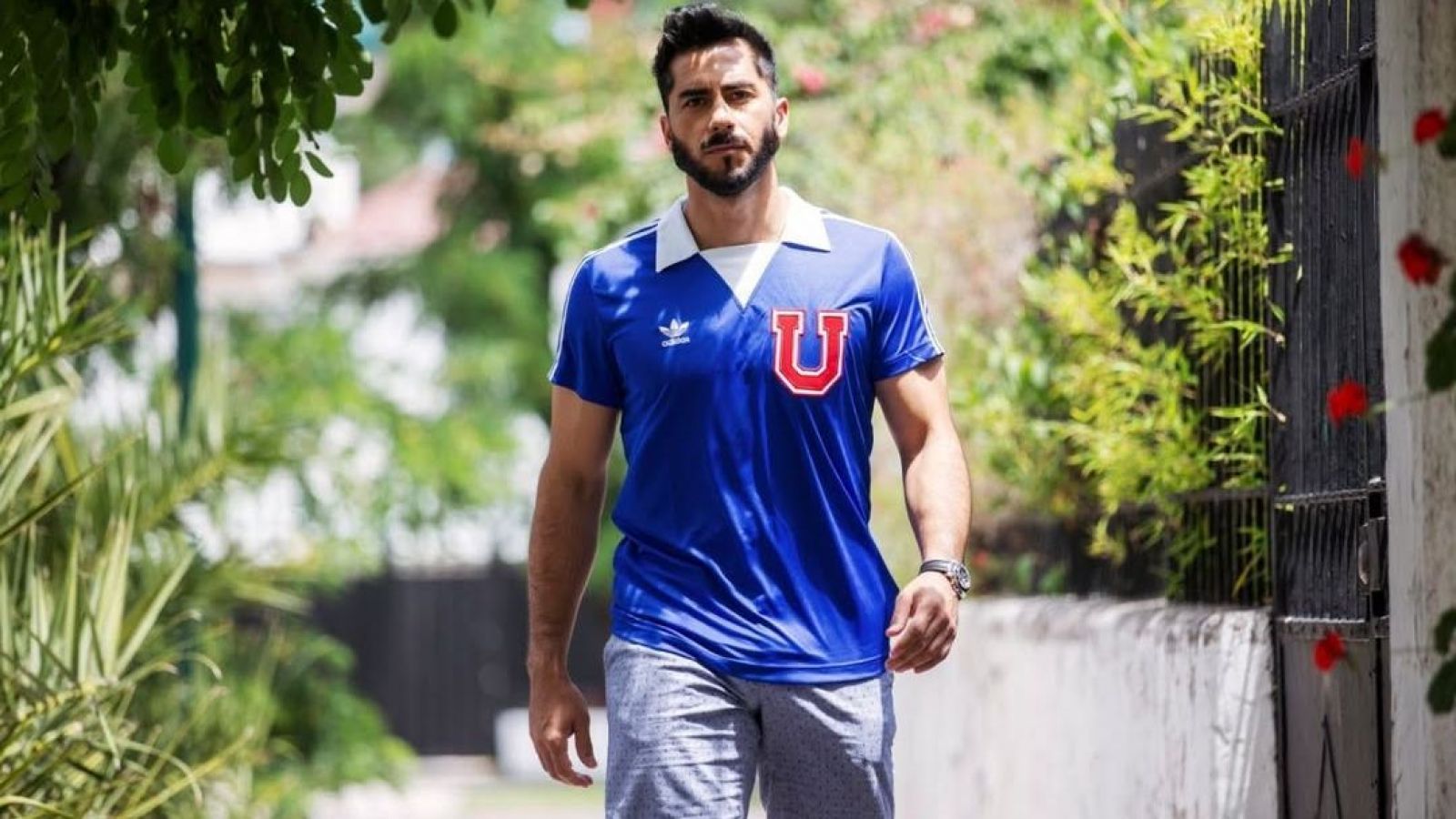 Johnny Herrera repasó difíciles momentos de su vida y su relación con el fútbol tras el retiro.