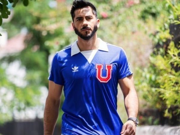 Johnny Herrera repasó difíciles momentos de su vida y su relación con el fútbol tras el retiro.