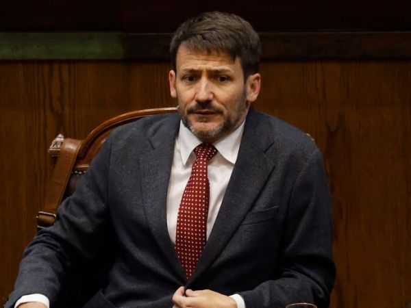 Cámara aprueba acusación constitucional contra Diego Pardow