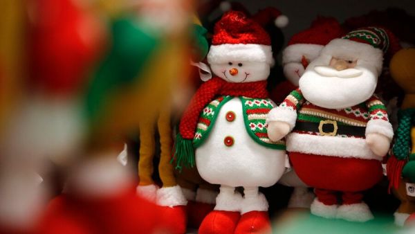 Decoraciones navideñas. Foto referencial feriados de diciembre en Chile 2025