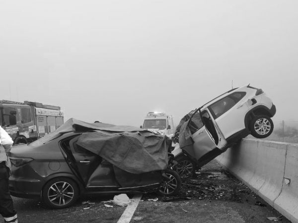 Choque frontal en Autopista Los Andes