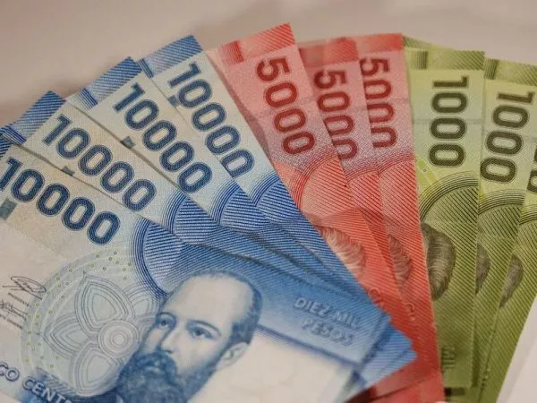 Billetes. Foto referencial aguinaldo de Navidad