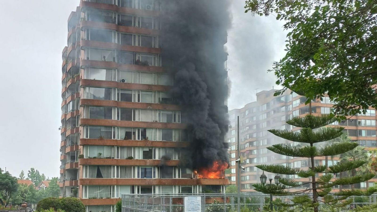 Grave incendio en Vitacura