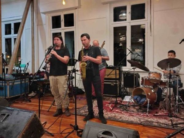 Centro cultural de jazz en Valdivia