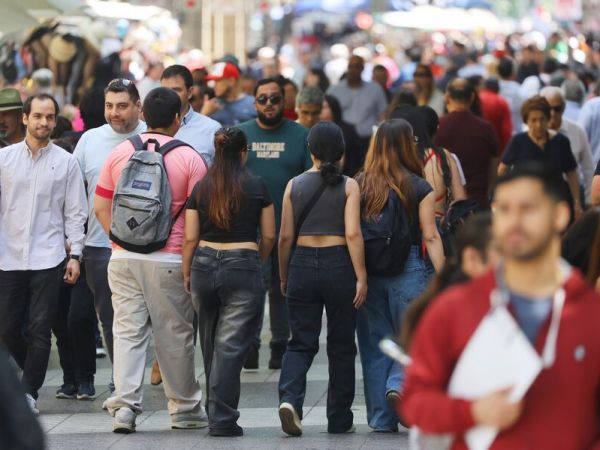Mujeres en la calle. Desempleo femenino