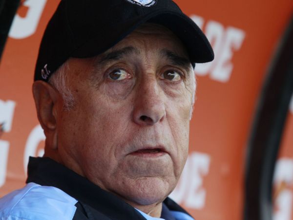 Nelson Acosta se encuentra bajo observación en una clínica de Rancagua tras sufrir un problema de salud.