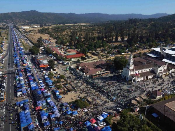 Ruta 68 y peregrinación a Lo Vásquez