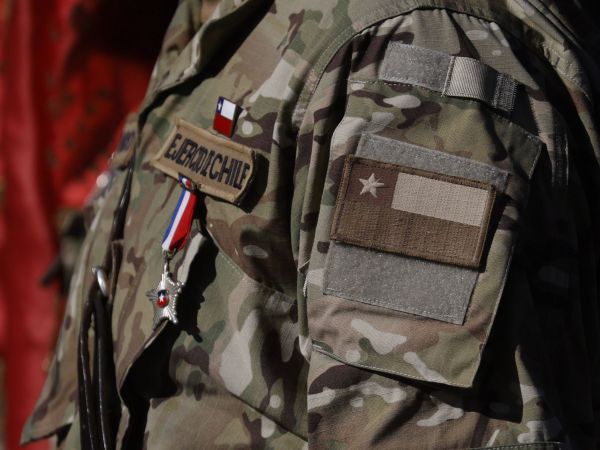 Capitán de Ejército murió tras caer en parapente en Iquique