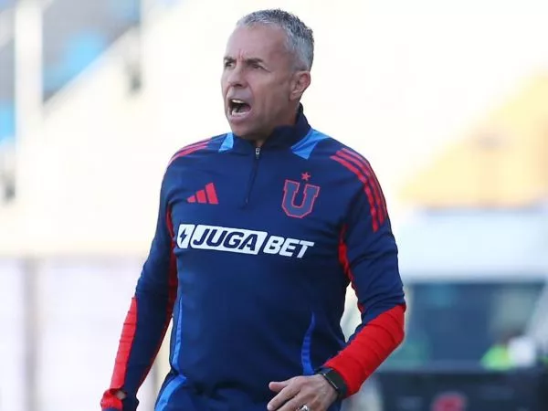 Gustavo Álvarez reaccionó molesto tras la victoria de la U que no fue suficiente para obtener un cupo a Copa Libertadores