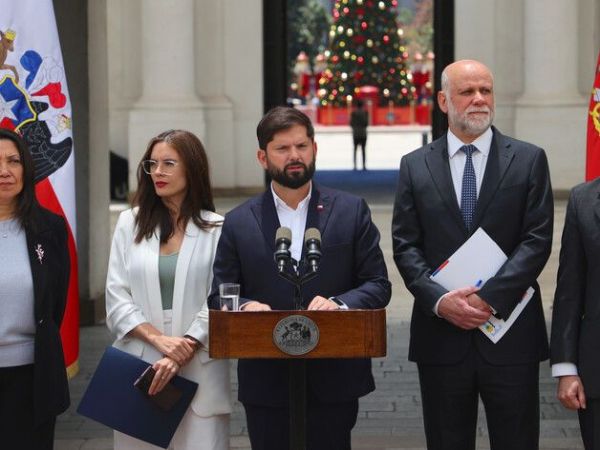 Boric valora reunión con Kast