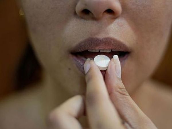 ISP alerta sobre pastillas bronceantes