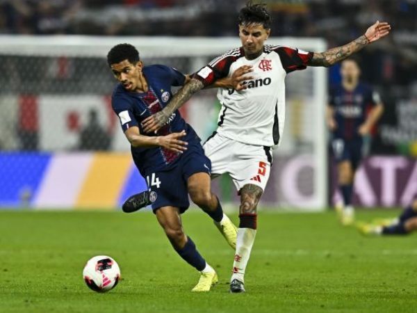 Erick Pulgar en la final de la Copa Intercontinental 2025 entre Paris Saint Germain y Flamengo