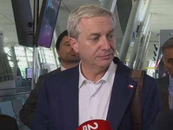 Kast reajuste sector público gasto social