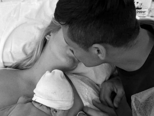 Alexis Sánchez y Alexandra Litvinova se convirtieron en padres