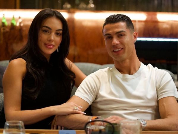 El día en que el árbol de navidad de Cristiano Ronaldo que se transformó en viral