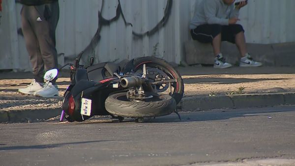 Mujer que iba en moto muere tras choque con auto en La Pintana
