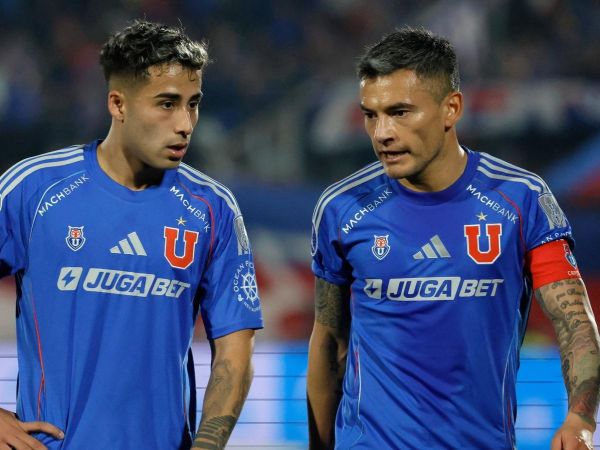 Lucas Assadi y Charles Aránguiz