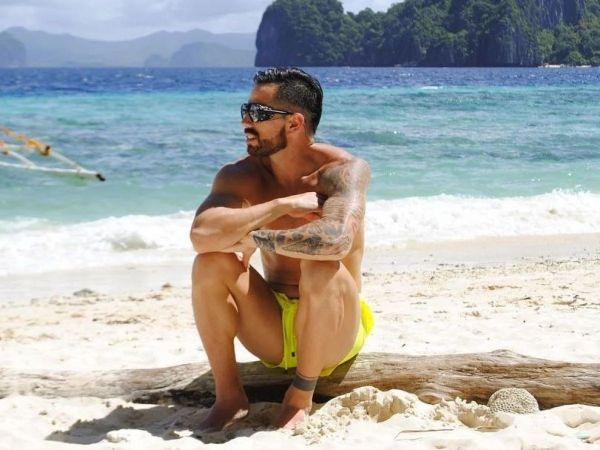 Daúd Gazale celebrando un campeonato nacional con Colo Colo