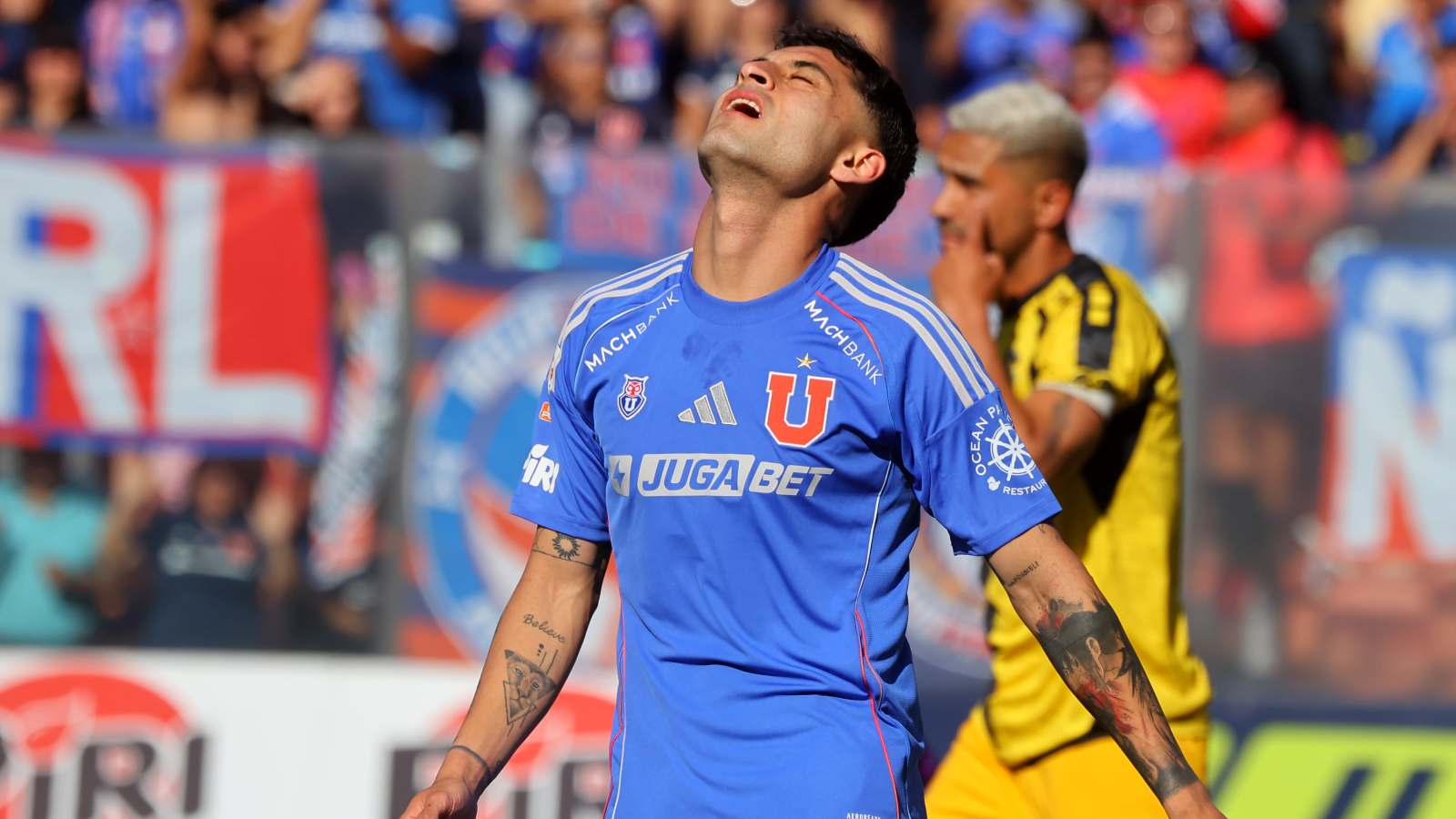 Javier Altamirano lamentándose en un partido ante Coquimbo Unido