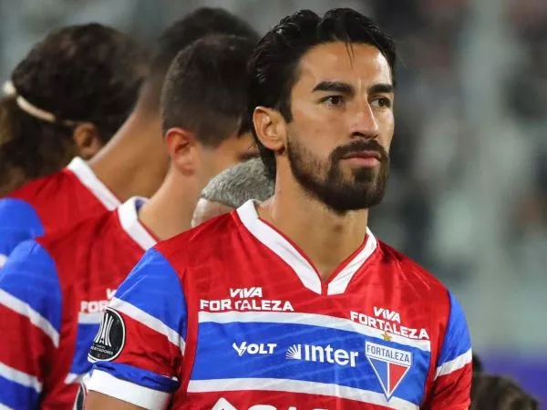 Juan Martín Lucero jugando por Fortaleza en Copa Libertadores