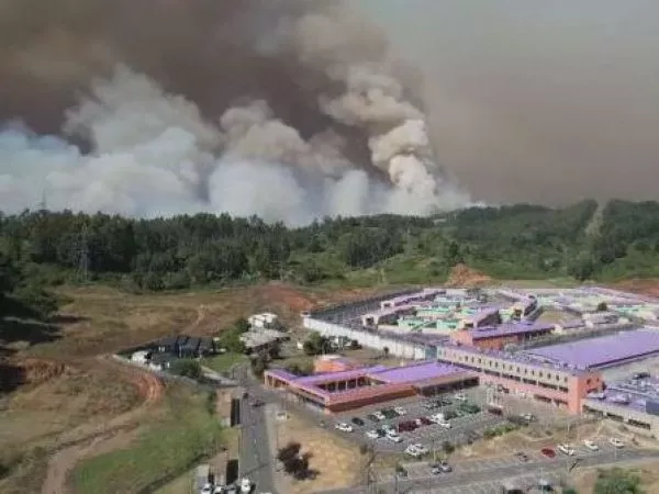 La desesparción de los internos de cárcel El Manzano tras proximidad de incendio forestal