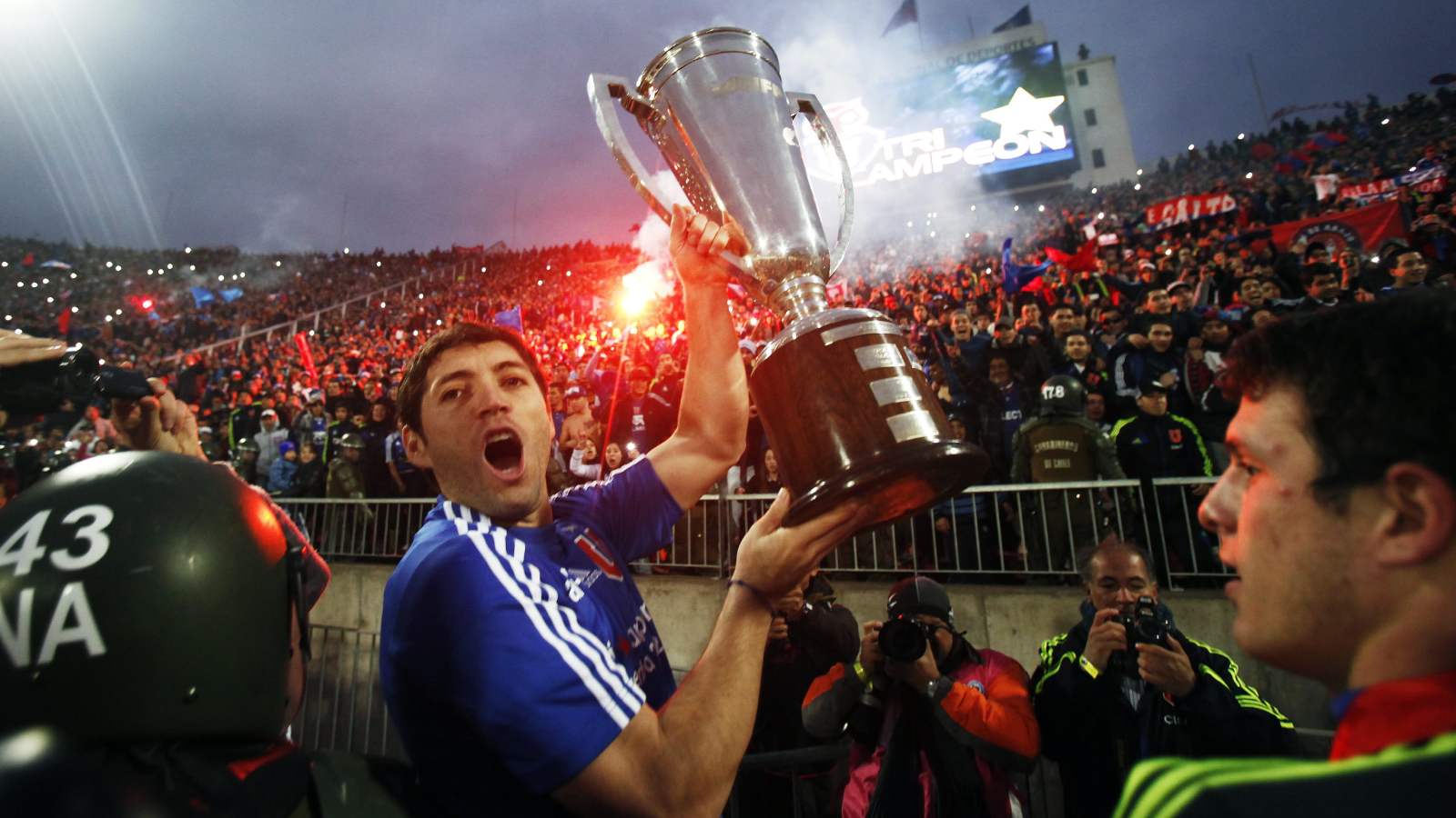 José 'Pepe' Rojas celebrando el tricampeonato con la Universidad de Chile en 2012