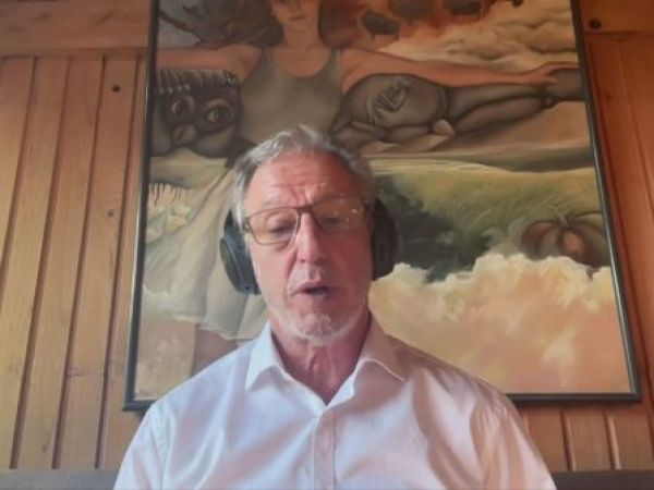 Biministro Álvaro García aborda desafíos demográficos tras proyección de 20,1 millones de habitantes