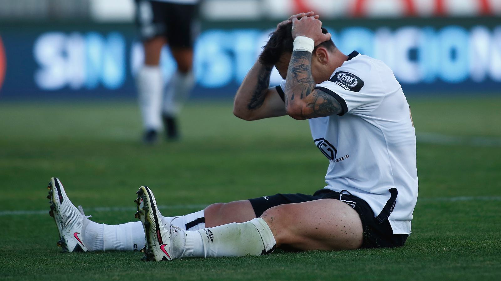 Pablo Mouche lamentándose tras fallar un gol por Colo Colo