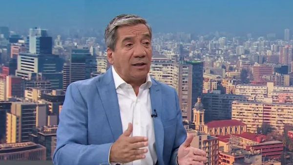 Durán destaca retiro de toldos azules