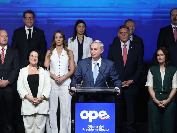 Lista de subsecretarios y delegados de Kast se conoce ESTE SÁBADO