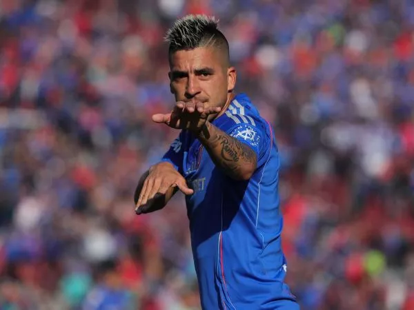 La salida de Leandro Fernández de la U no sólo se debió a razones futbolísticas.