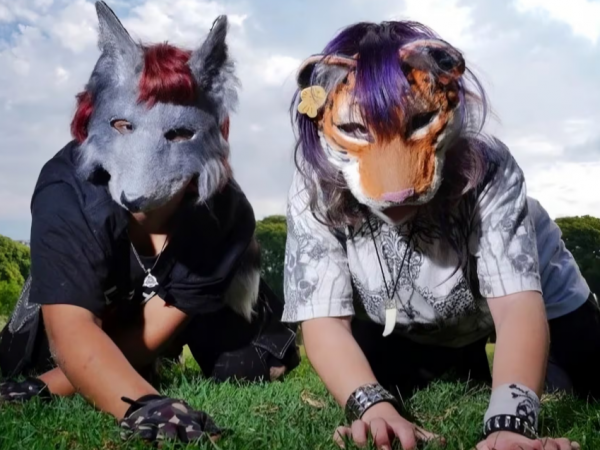 “Los therians”: En qué consiste este fenómeno donde las personas se identifican con animales