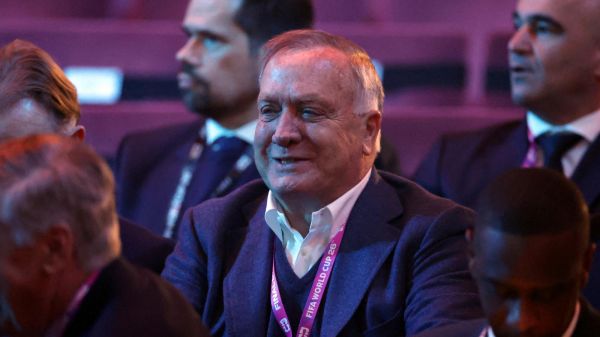 Dick Advocaat en el sorteo del Mundial 2026