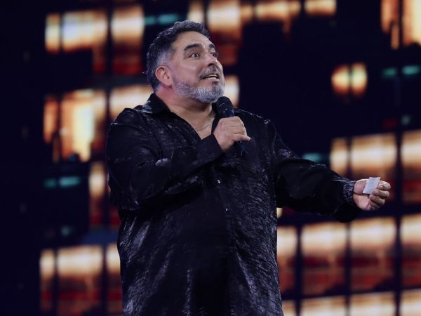 Opiniones divididas en redes por show de Rodrigo Villegas en Viña 2026