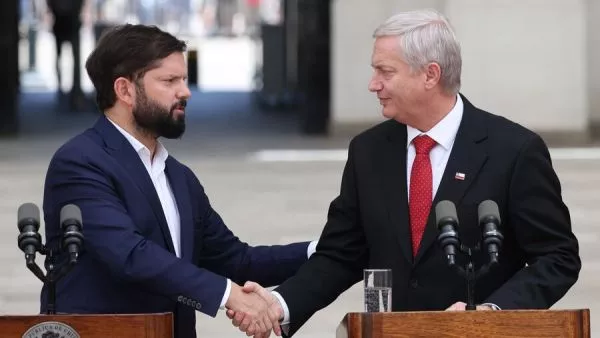 Boric y Kast se reunirán este martes en La Moneda