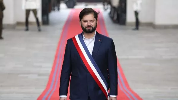 Presidente Boric dará hoy jueves su última entrevista con un departamento de prensa