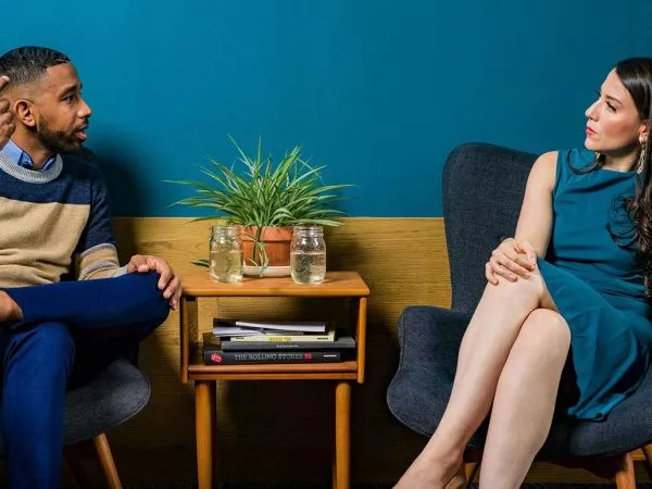 Tratar con personas molestas aceleraría el envejecimiento.