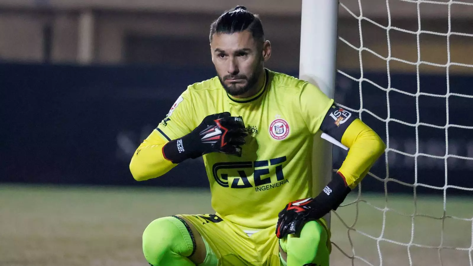 Paulo Garcés jugando para Unión San Felipe en Primera B