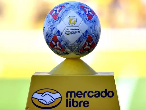 Balón de la Liga de Primera