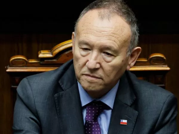 Gobierno niega eliminar feriados irrenunciables