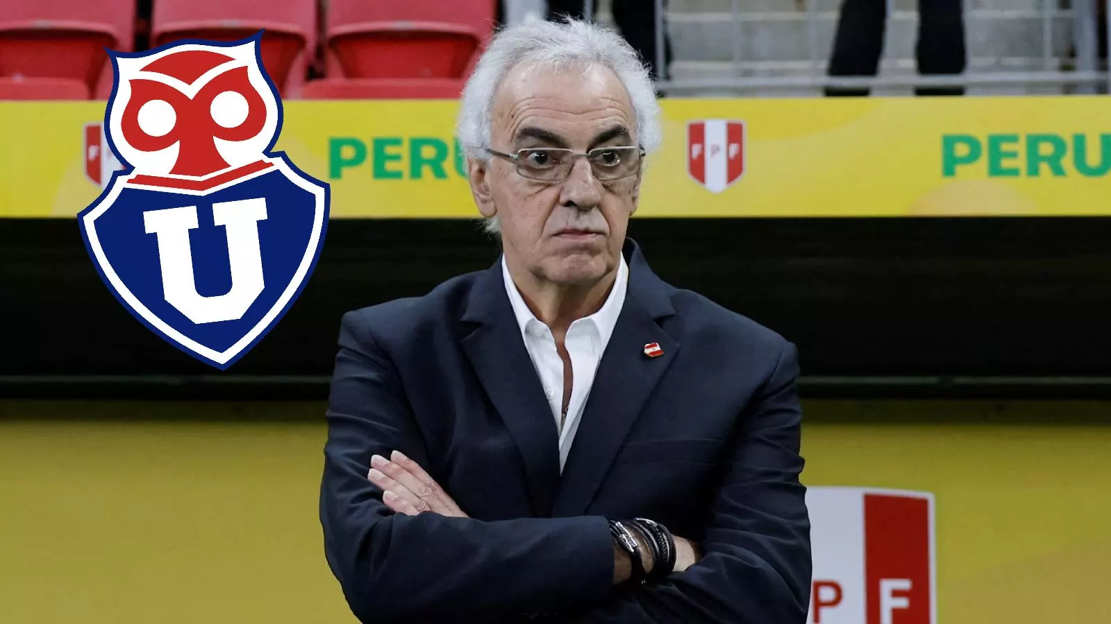 Jorge Fossati y el escudo de la Universidad de Chile