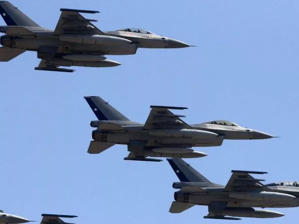 Aviones por aniversario FACH.