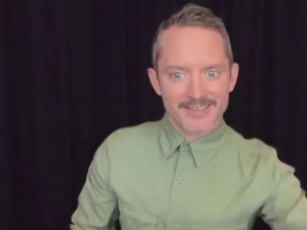 Elijah Wood saluda a Chile y repasa sus visitas al país