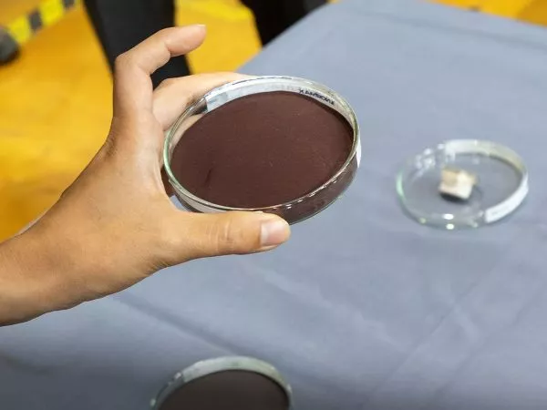 Cobre procesado sin contaminantes.