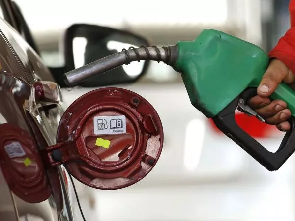 Las bencinas más caras en Latinoamérica: Chile destacó en el ranking