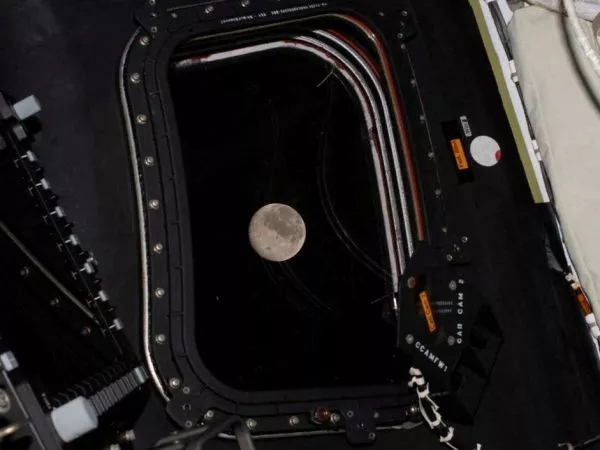 Artemisa II y el lado oculto de la Luna.