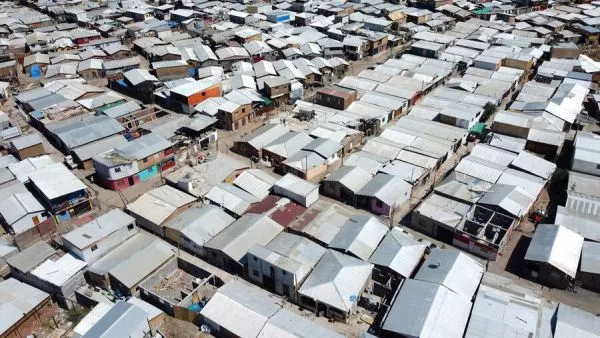 El drama de los campamentos en Chile: 