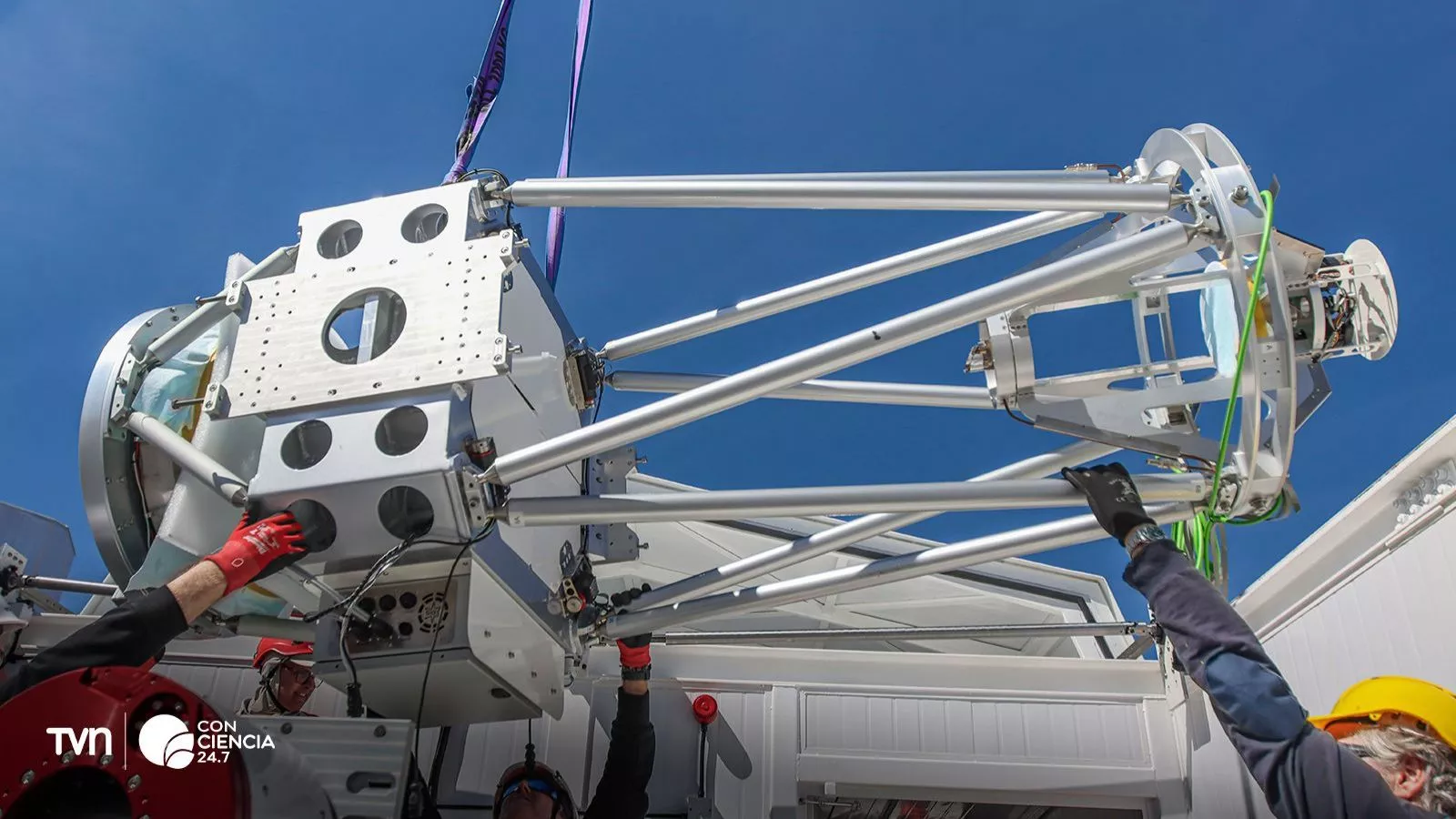 Paranal Solar ESPRESSO Telescope logra su primera luz.