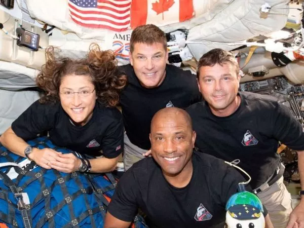 Las claves del histórico retorno de Artemis II a la Tierra