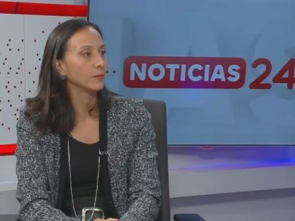 Debate por revisión de mochilas y limitación a la gratuidad